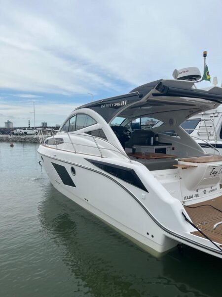 Infinity 345 2022