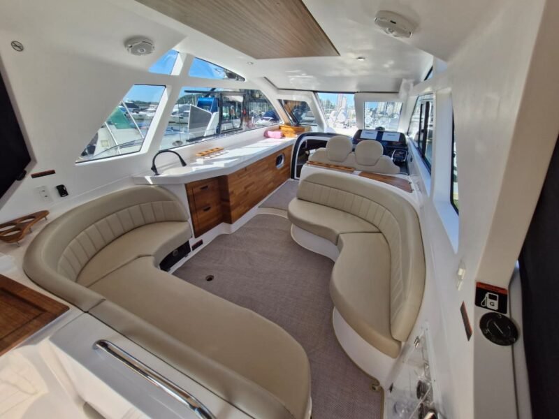 Coral 32 HT 2025