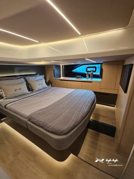 NX 44 FLY ZERO