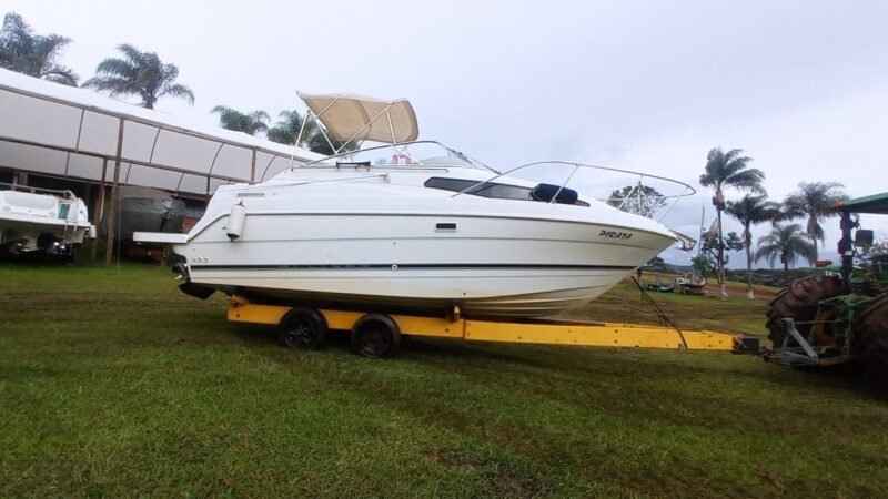 Bayliner 235 2000