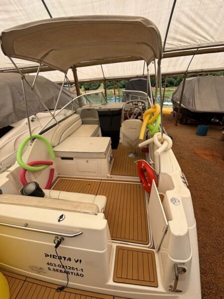 Bayliner 235 2000