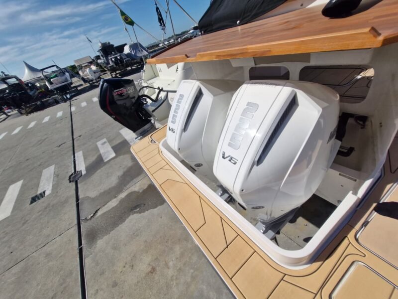Coral 32 HT 2025