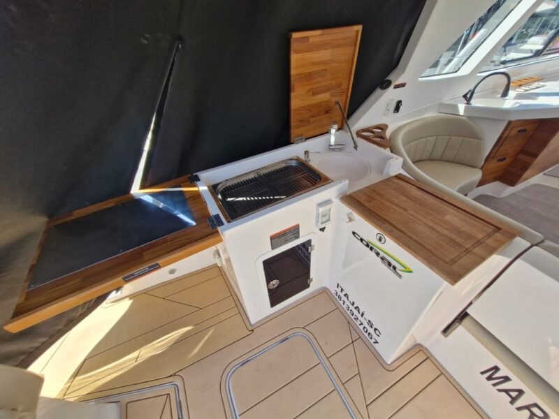 Coral 32 HT 2025