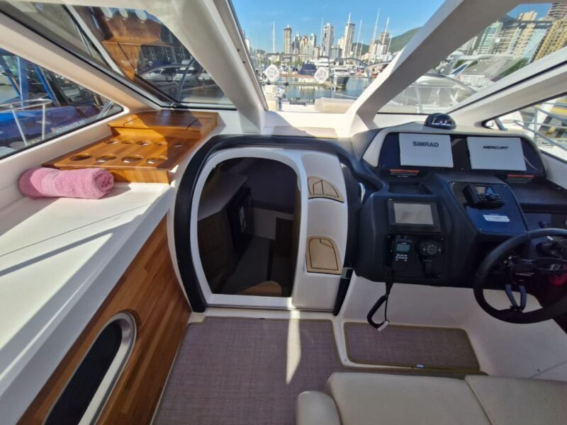 Coral 32 HT 2025