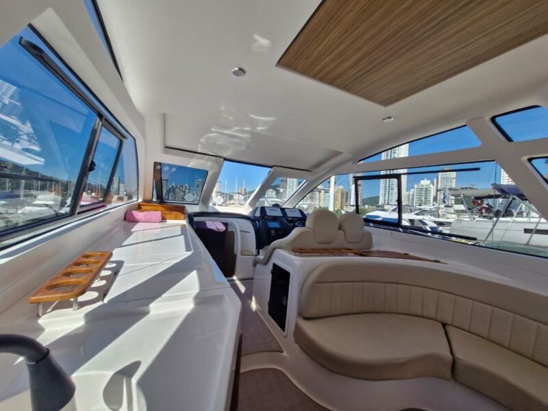 Coral 32 HT 2025