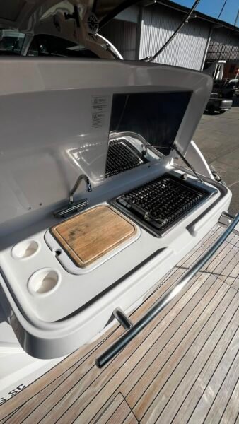Sessa C40 2016