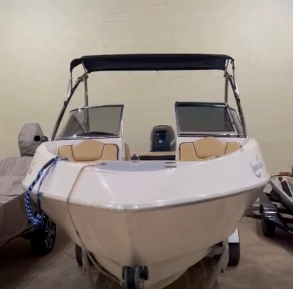 Ventura 230 G2 2012