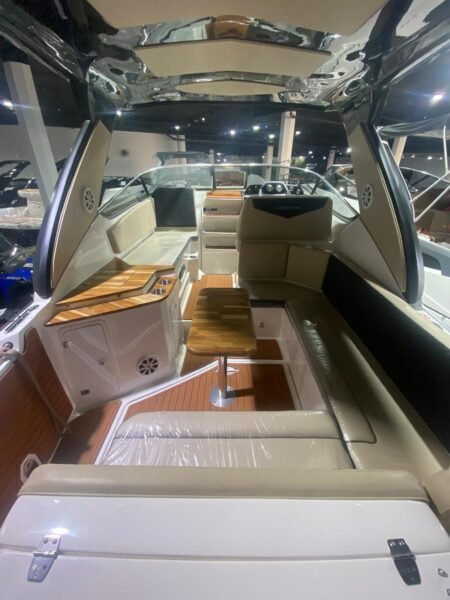 Ventura V300 2025