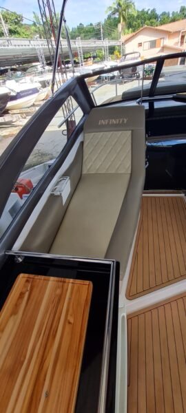 Infinity 275 2022