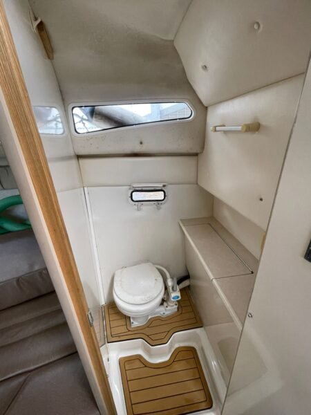 Bayliner 235 1999